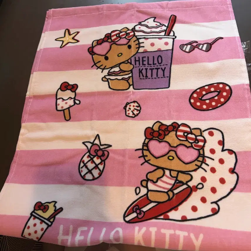 [BUNJANG] Hello Kitty Pink Stripe Towel / 헬로키티 핑크 스트라이프 타월
