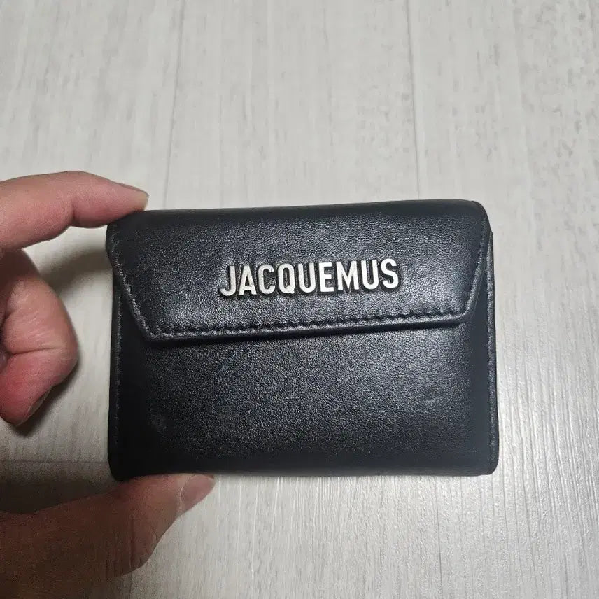 [BUNJANG] Jacquemus Le Portefeuille Cardholder Black / 자크뮈스 르포르테 카드지갑 블랙(상태굿)