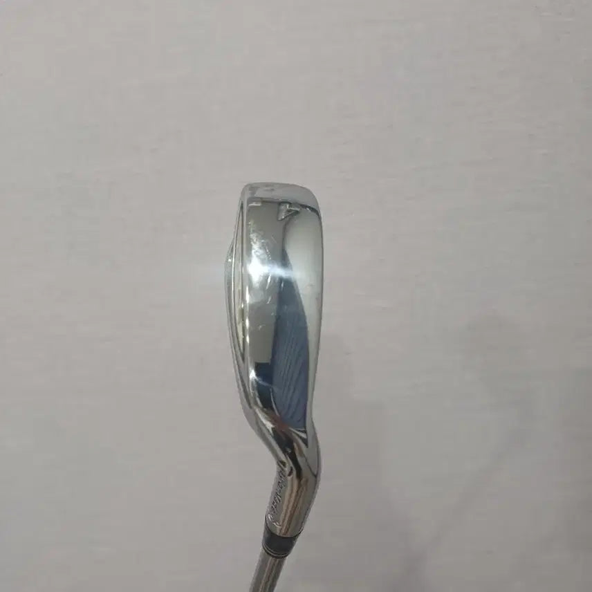 [BUNJANG] TaylorMade 4-Iron Lightweight Steel Shaft Golf Club / 정품 테일러메이드 4번 아이언 경량스틸 샤프트 골프채