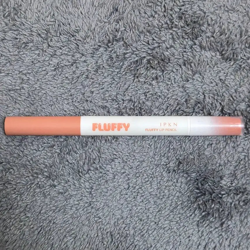[BUNJANG] IPKN Fluffy Lip Pencil 01 Meaning Peach / 입큰 플러피 립 펜슬 01 미닝 피치