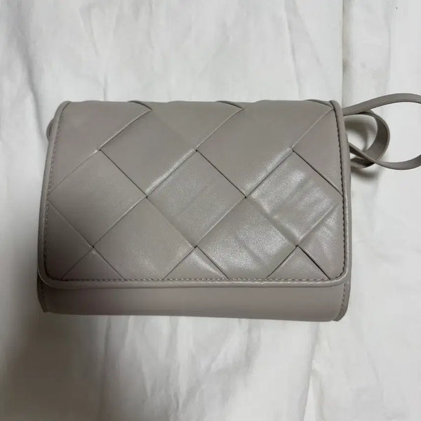 [BUNJANG] H&M Crossbody Bag (Gray Beige) / H&M 크로스백 (회베이지)
