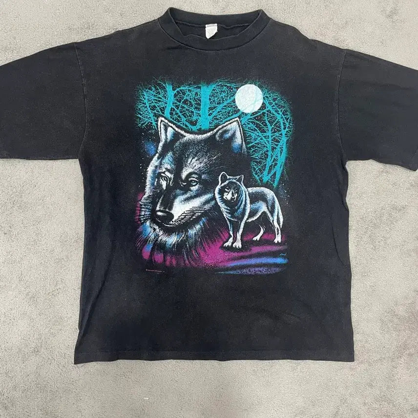 [BUNJANG] 90s USA Made Wolf Graphic Vintage T-Shirt / 90s 메이드 인 USA 늑대 그래픽 빈티지 티셔츠