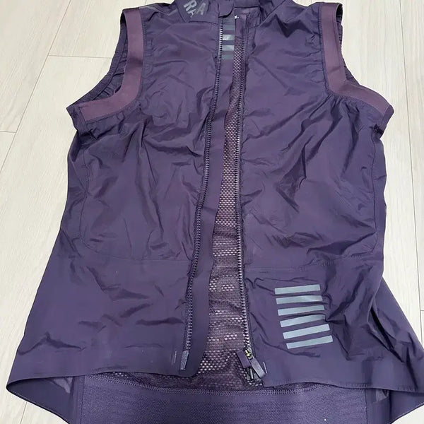 [BUNJANG] Rapha Pro Team Gilet / 라파 프로팀 질렛