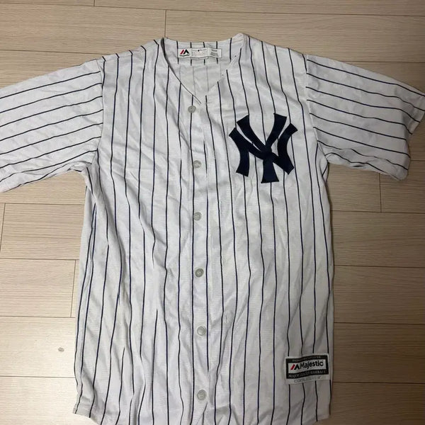 [BUNJANG] Majestic New York Yankees Baseball Jersey / 마제스틱 양키스 유니폼