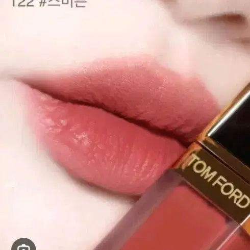 [BUNJANG] Tom Ford Liquid Luxe Matte Lip Tint No. 122 Smitten / 톰포드 tomford 리퀴드 럭스 매트 립 틴트 새상품 122호 스미튼