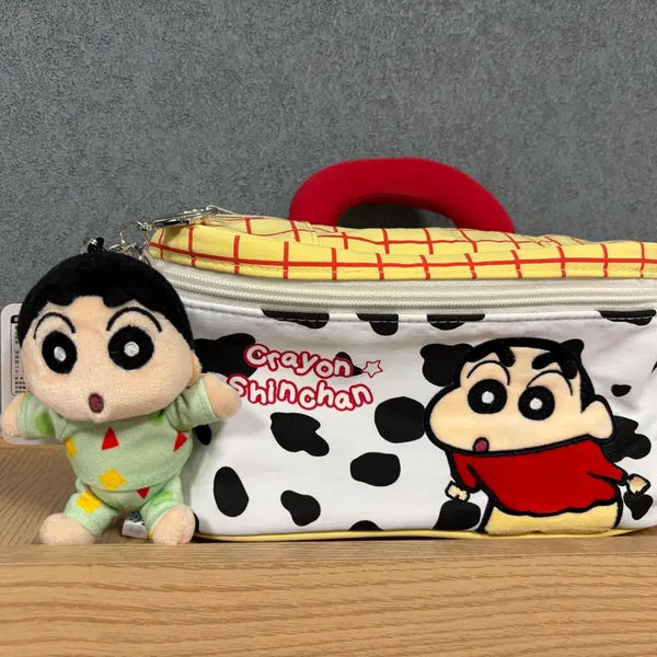 [BUNJANG] Crayon Shin-chan Pouch with Handle + Bonus Keyring (New) / 짱구 손잡이 파우치 + 서비스키링 (새상품)