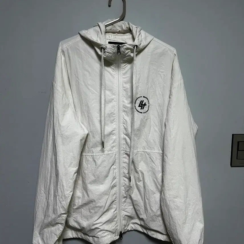 [BUNJANG] Logo Windbreaker Zip-Up Jacket White / [로고] 바람막이 집업 자켓 흰색