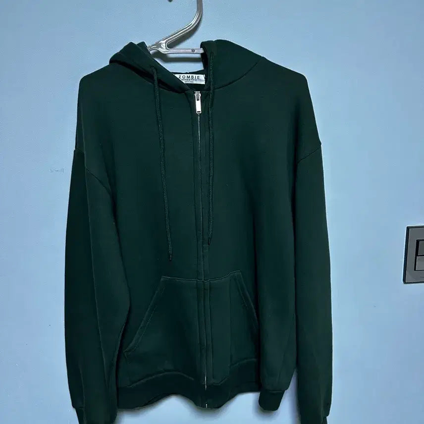 [BUNJANG] ZOMBE Dark Green Hooded Zip-Up / ZOMBE 후드집업 짙은 녹색