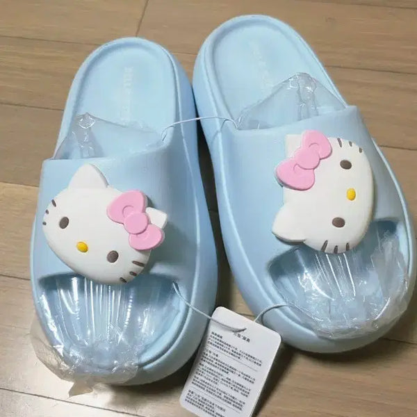[BUNJANG] Hello Kitty Slippers Light Sky Blue / 헬로키티 슬리퍼 연한 하늘색
