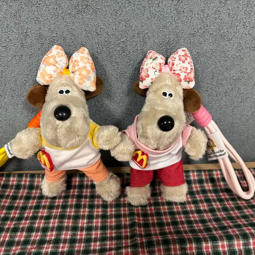[BUNJANG] McDonald's Uniform Gromit Keyring Set / 맥도날드 유니폼 그로밋 키링 세트