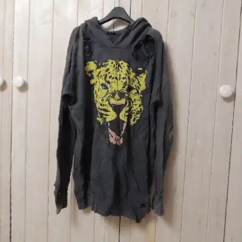 [BUNJANG] RNA Stylish Hooded Lion Sweatshirt / RNA 너무너무 스탈리시한 후드 라이언 스웻