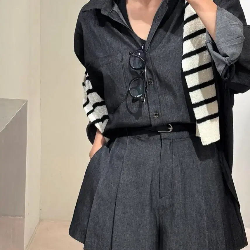 [BUNJANG] Denim Shirt and Pleated Shorts Set / 데님세트