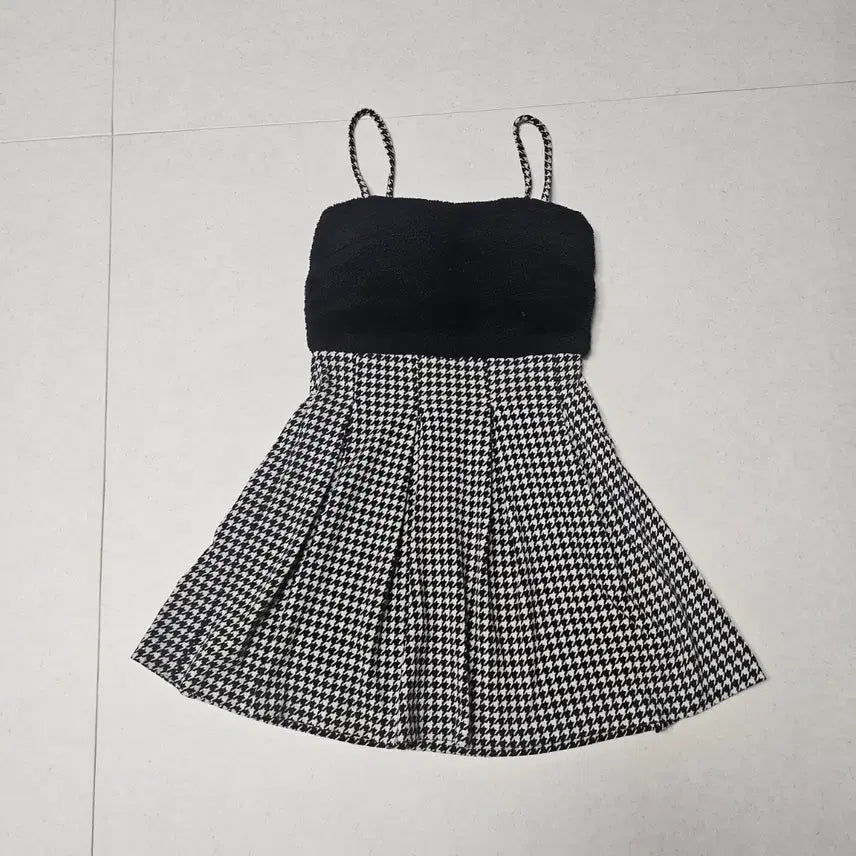 [BUNJANG] Houndstooth Pattern Sleeveless Mini Dress / 여성 나시 원피스 44사이즈