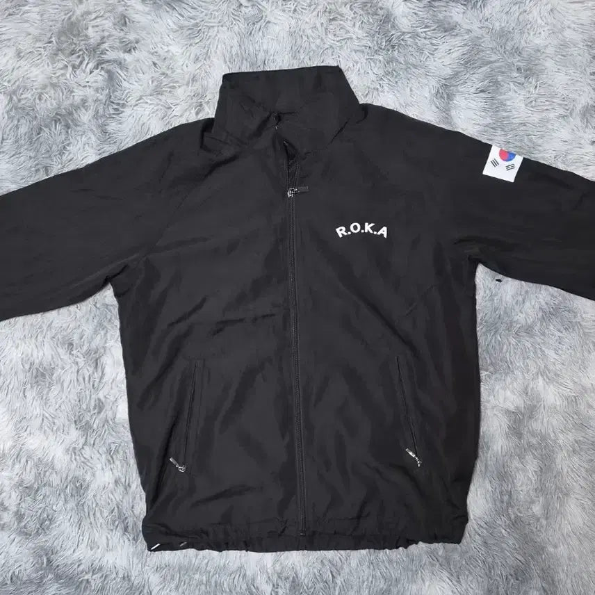 [BUNJANG] Korea Army Rocat Windbreaker XL / 코리아 아미 로카티 바람막이 XL