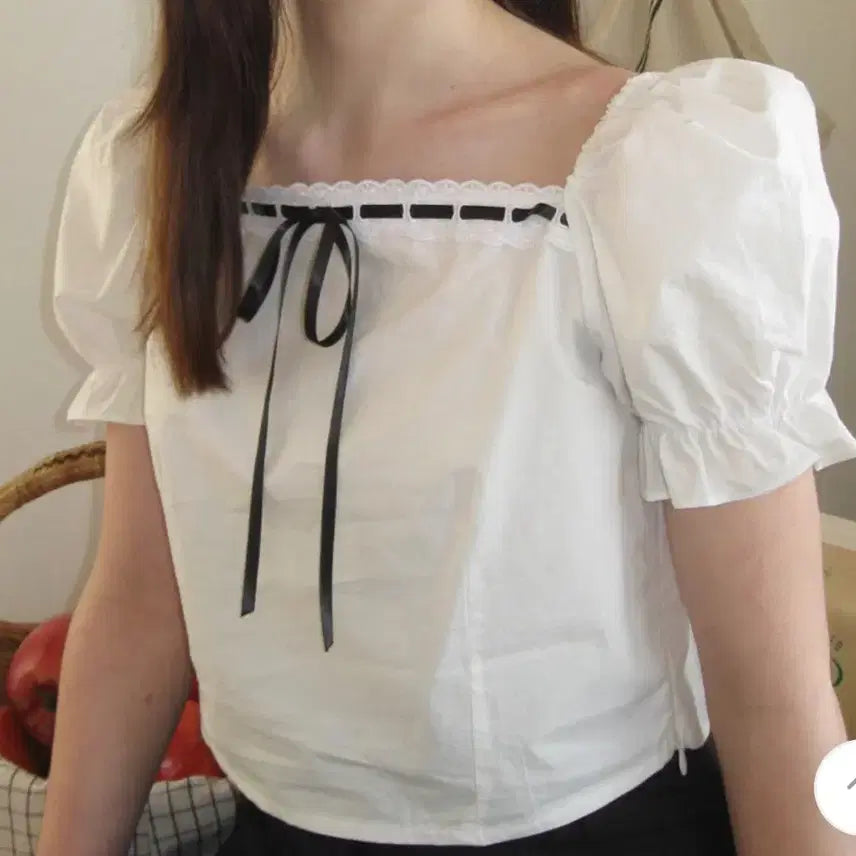 [BUNJANG] Letter From Moon White Puff Sleeve Ribbon Blouse / 레터프롬문 블라우스