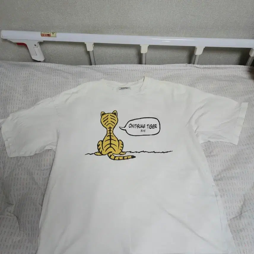 [BUNJANG] Vintage Onitsuka Tiger T-Shirt / 빈티지 오니츠카타이거 티셔츠