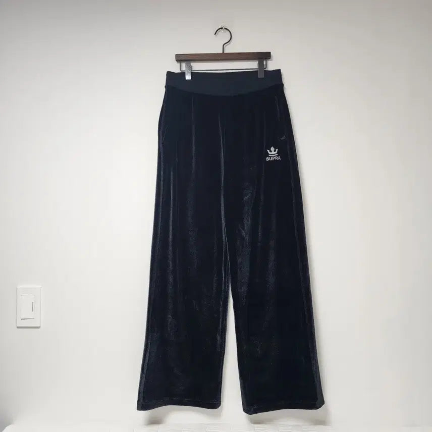 [BUNJANG] Supra Velvet Wide Training Pants Black M / 수프라 벨벳 와이드 트레이닝 팬츠 블랙