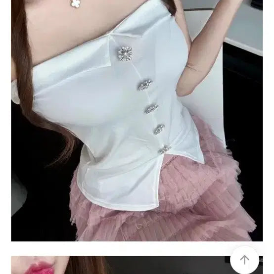 [BUNJANG] Satin Cubic Tube Top / 에이블리 샤틴 큐빅 튜브탑 렌느 수입의류