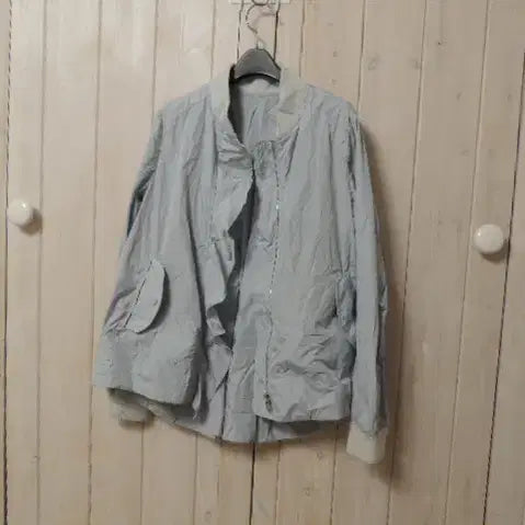 [BUNJANG] Ruffle Zip-Up Jumper / 러플 이뿐 집업 점퍼
