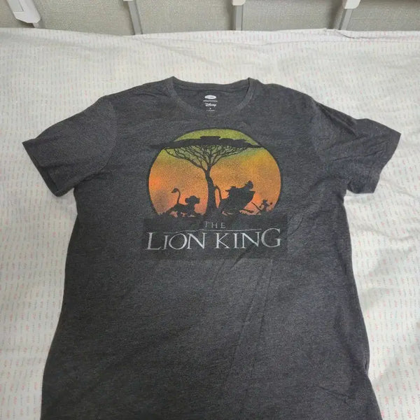 [BUNJANG] Disney The Lion King Silhouette Short Sleeve T-Shirt / 디즈니 라이온킹 반팔 티셔츠