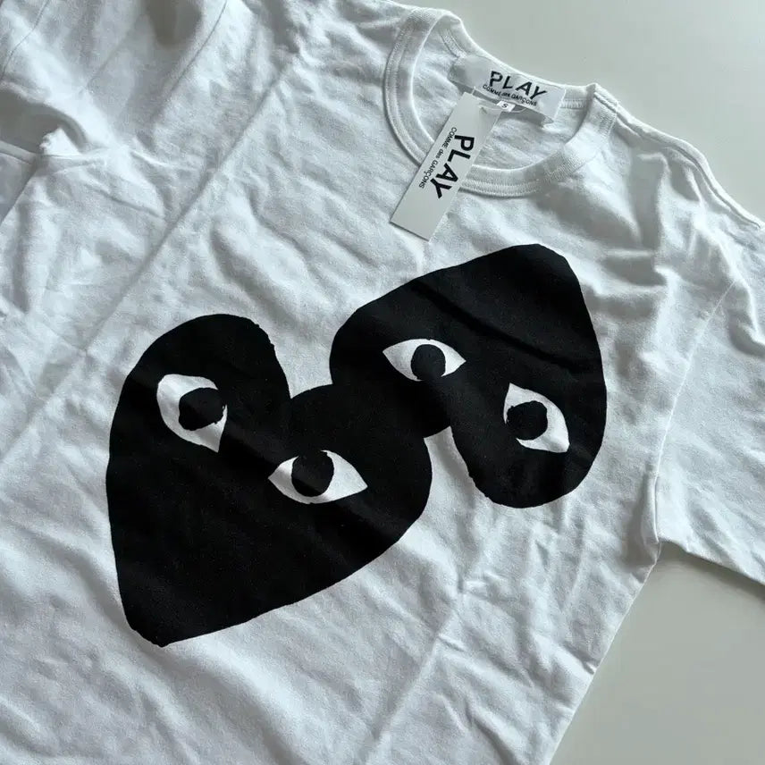 [BUNJANG] Comme des Garçons PLAY Double Heart T-Shirt White / 꼼데가르송 PLAY 더블 하트 반팔티 S 화이트