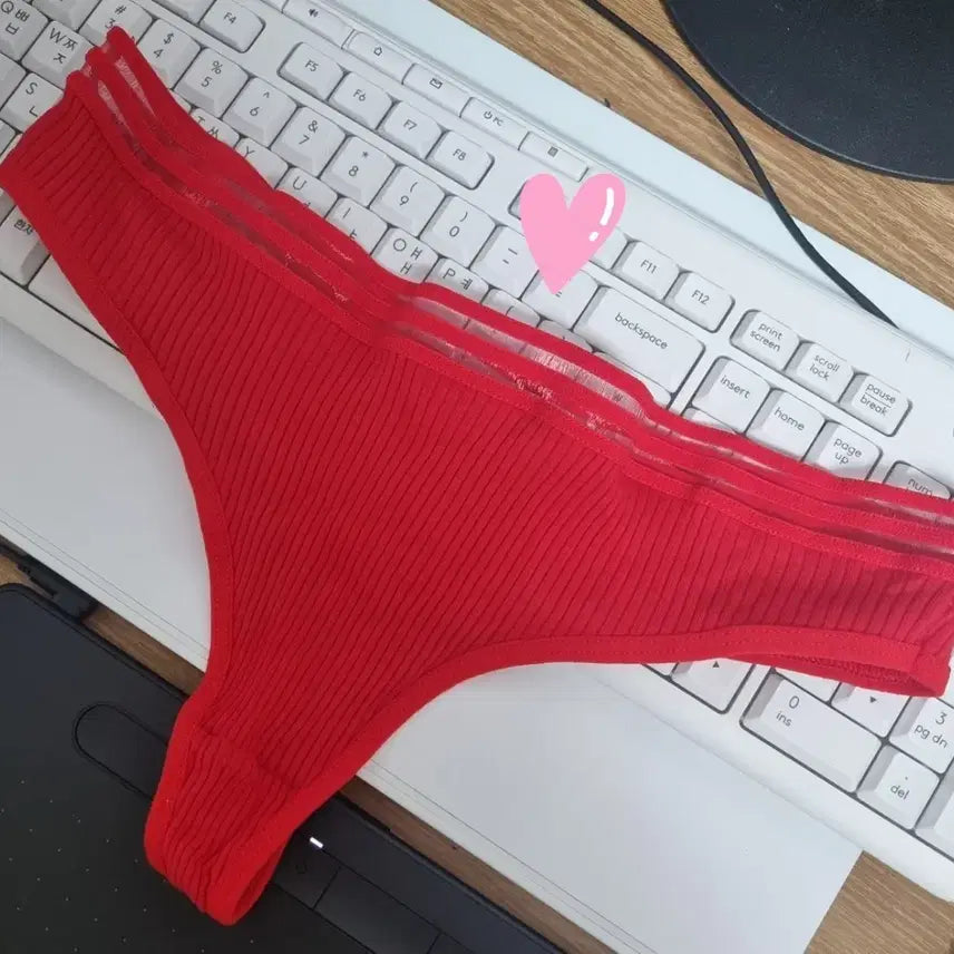 [BUNJANG] Red Band Cotton Thong Underwear (Used) / 레드 밴딩 면 티팬티(중고)