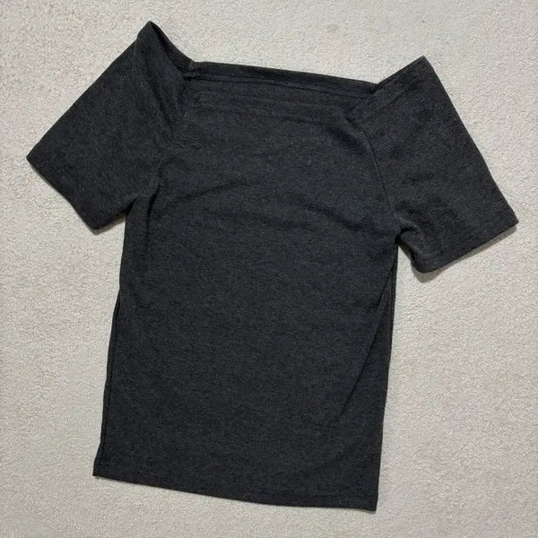 [BUNJANG] Off-Shoulder Short-Sleeve T-Shirt / 보세 차콜 오프숄더 반팔티