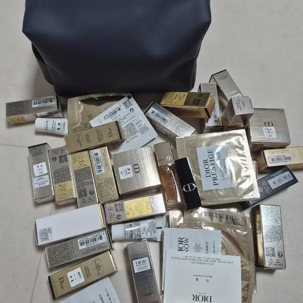 [BUNJANG] Dior Sauvage Travel Pouch Set / 디올 소바쥬 여행용 파우치 팝니다 새제품