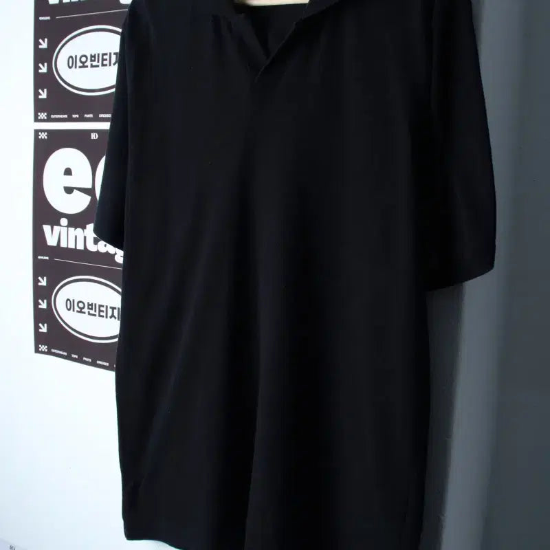 [BUNJANG] Lab12 Oversized V-Neck Short Sleeve T-Shirt Black / (L-XL) 랩12 반팔 카라 티셔츠 오버핏 브이넥 무지 블랙-H3466
