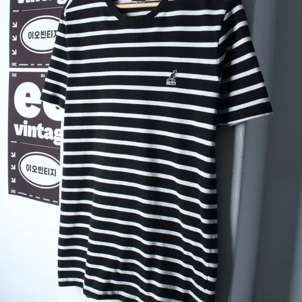 [BUNJANG] Kangol Stripe Short Sleeve T-Shirt Black / (L-XL) 캉골 반팔 티셔츠 스트라이프 블랙 올드스쿨-H34764