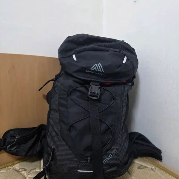 [BUNJANG] Gregory Miko 30 Hiking Backpack Black / 그레고리 미코 30 등산 배낭 블랙