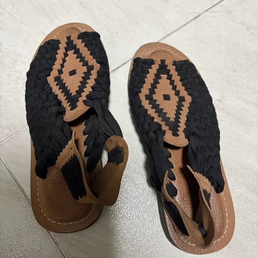 [BUNJANG] Chubasco Sandals 265 / 츄바스코 샌들 265