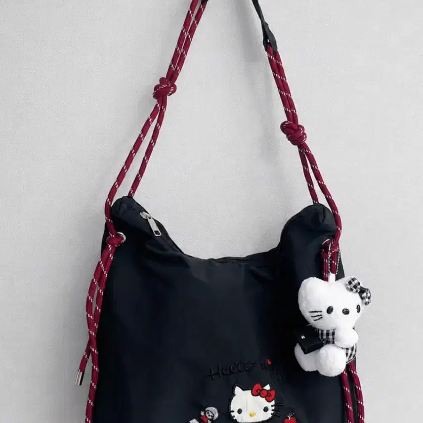 [BUNJANG] Hello Kitty Black Rope Shoulder Bag Crossbody Bag with Keychain / 헬로키티 블랙 로프 숄더백 크로스백 + 키링 포함