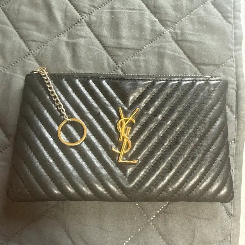 [BUNJANG] Saint Laurent Cassandre Matelassé Key Pouch Black Gold / 생로랑 카산드르 마틀라세 키 파우치