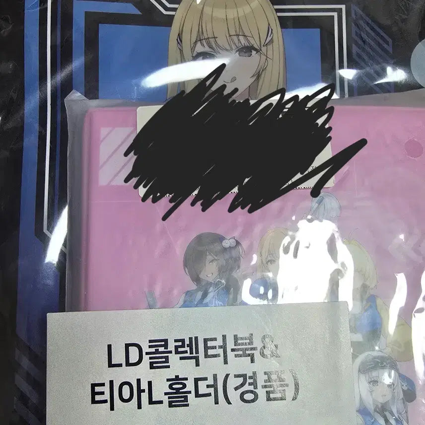 [BUNJANG] Nikke GS25 Tia Collector Book & Holder Set / 니케 gs25 티아 콜렉터북, 홀더 세트 팝니다.