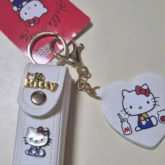 [BUNJANG] Hello Kitty White Lipstick Holder Keychain / 헬로키티 화이트 립스틱홀더 키링