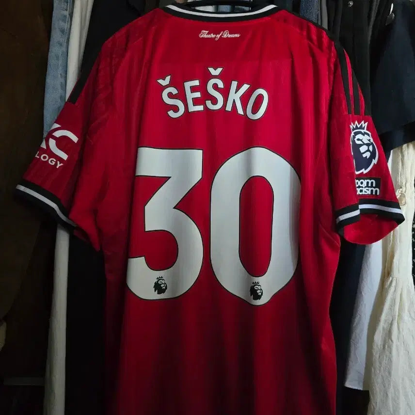 [BUNJANG] Manchester United 25/26 Authentic Home Replica Jersey (Garnacho 30, PL Patches) / 25-26 맨유 정품 홈 유니폼 레플리카 풀패치(세슈코)