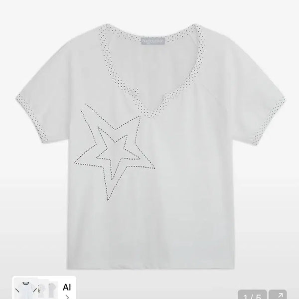 [BUNJANG] Hug Your Skin Star Stitch Top (White) / 허그유어스킨 스타 스티치 탑(화이트)