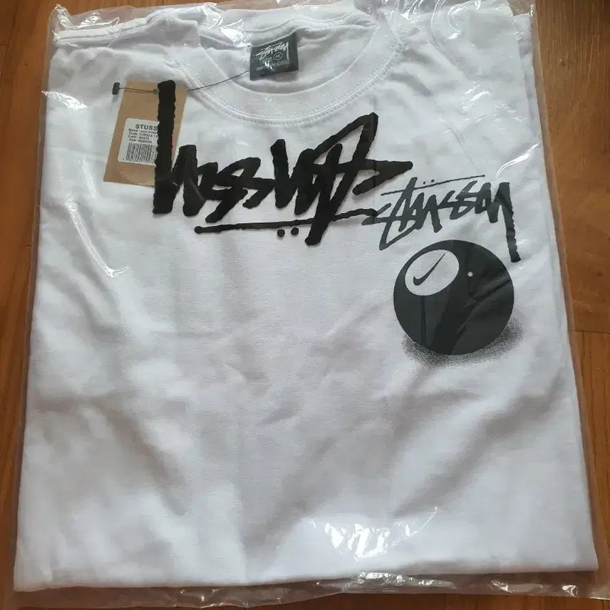 [BUNJANG] Stussy x Nike 8 Ball Short Sleeve T-Shirt White M / 스투시 8볼 나이키 콜라보 반팔 티셔츠 화이트m