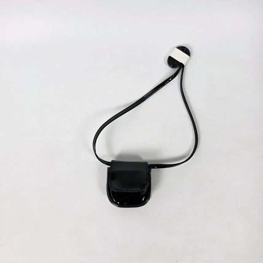 [BUNJANG] About Tone Enamel Micro Mini Bag Crossbody Black / 새상품 어바웃톤 에나멜 마이크로 미니 백 크로스백 블랙 260713
