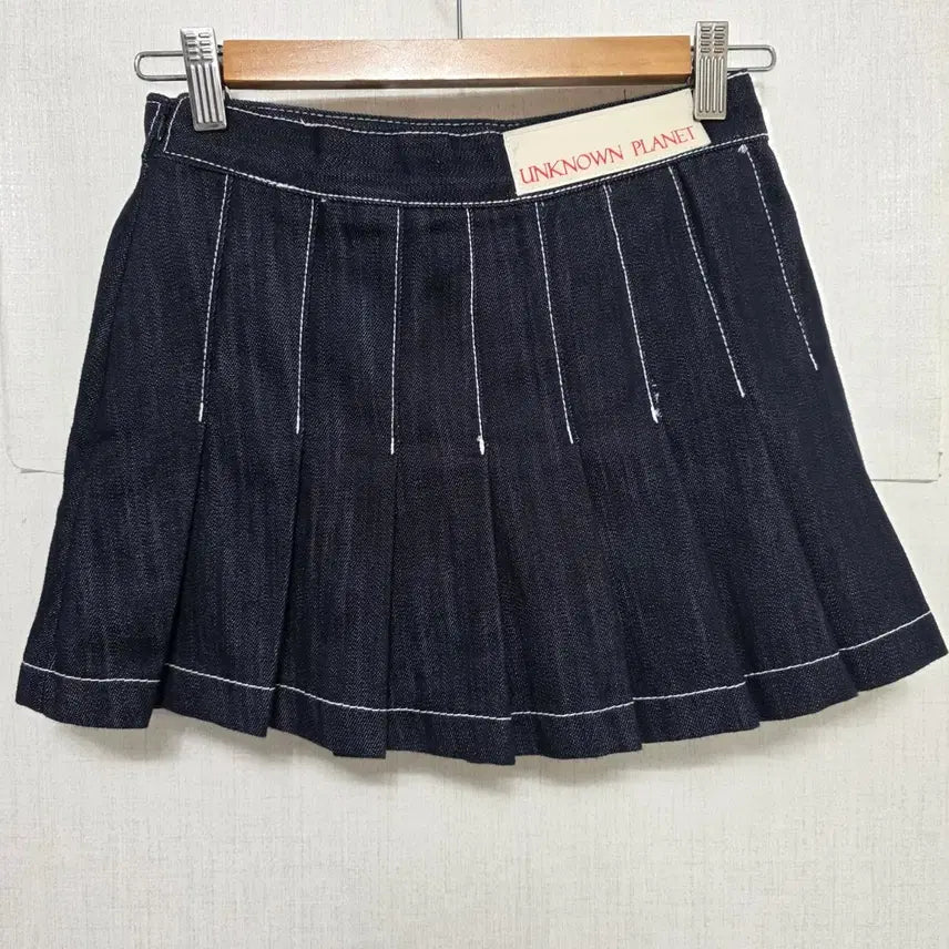 [BUNJANG] Unknown Planet Denim Pleated Mini Skirt / 언노운 플래닛 데님 플리츠 스커트