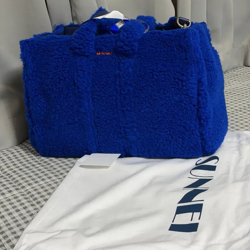 [BUNJANG] Suncay Perale Pipado Teddy Tote Duffle Bag Royal Blue / (OS) 써네이 페럴레피페도 테디 토트 더플 백 로얄 블루