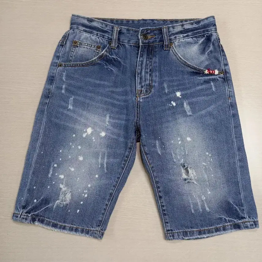 [BUNJANG] DSQUARED2 Men's Distressed Painted Denim Shorts Size 27-28 / 27-28 DSQUARED2 데미지워싱 페인티드 데님반바지 27-638