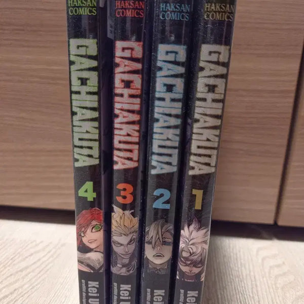 [BUNJANG] Valkyrie Apocalypse Manga Volumes 1-4 Bundle Set / 가치아쿠타  만화책 1-4권