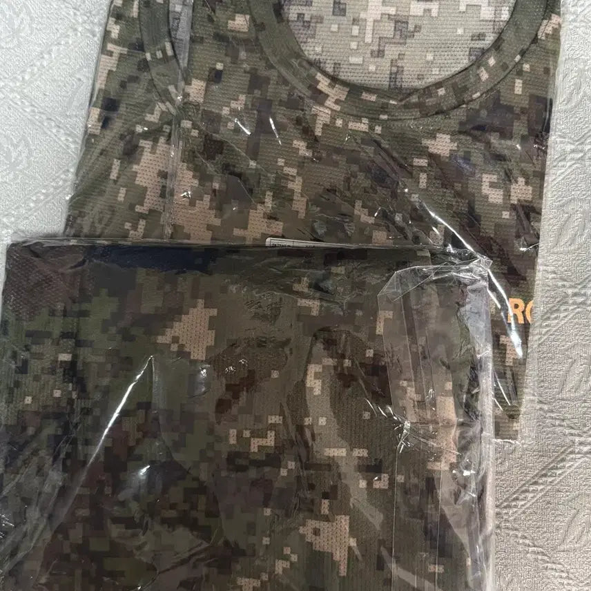 [BUNJANG] ROKA Army Digital T-Shirt Short Sleeve - Size 100 (3-Pack) / 육군 디티 로카 roka 밀리터리 반팔