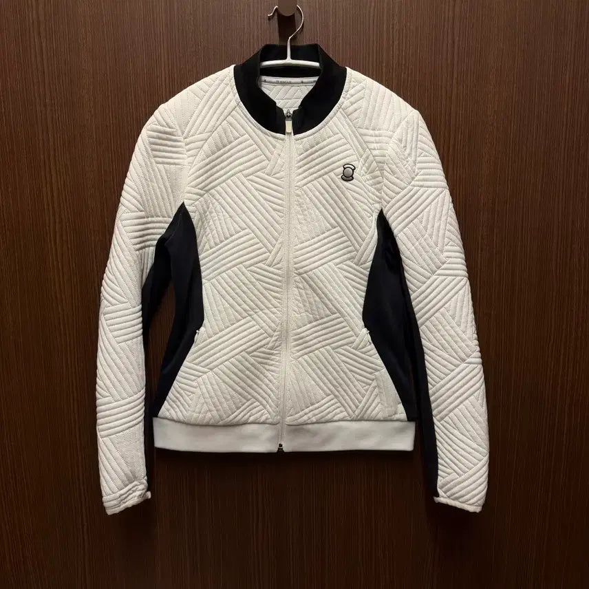 [BUNJANG] W.Angle Quilted Zip-Up Jumper / 와이드앵글 퀼팅 점퍼 집업