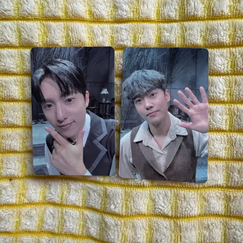 [BUNJANG] Jung Hwi Kim Chan Jong Musical Actor Photocard / 뮤지컬 배우 정휘 김찬종 포카