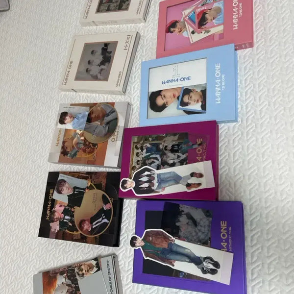 [BUNJANG] Hwang Min Hyun Wanna One NU'EST Album Set / 황민현 앨범 세트 워너원 뉴이스트 트올라