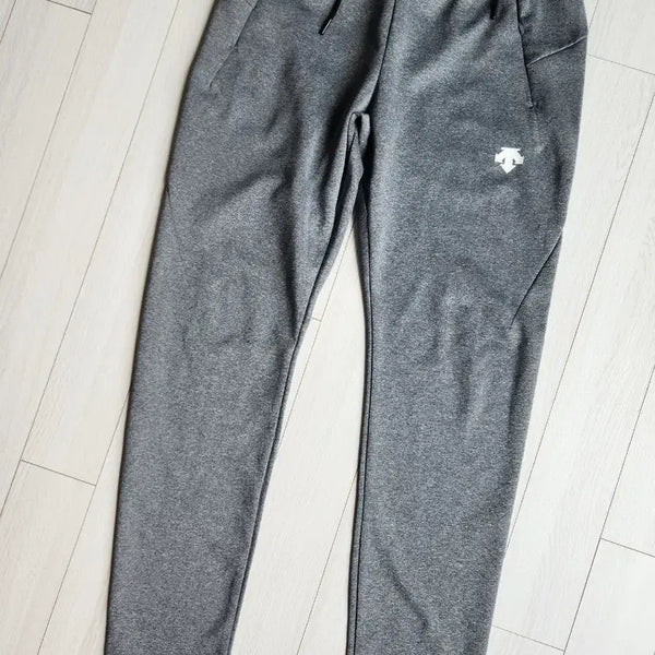 [BUNJANG] Descente Training Essential Fleece Pants (Size M) / 새상품급) 데상트 트레이닝 에센셜 플리스 팬츠 사이즈M하의/바지/남녀