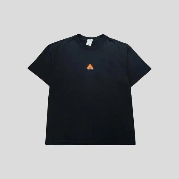 [BUNJANG] Nike ACG Pigment Black Mid Lung Logo Cotton Blend Dri-FIT Short Sleeve T-Shirt / 나이키 ACG 피그먼트 블랙 미드 렁스로고 코튼 블렌드 드라이핏 반팔 티